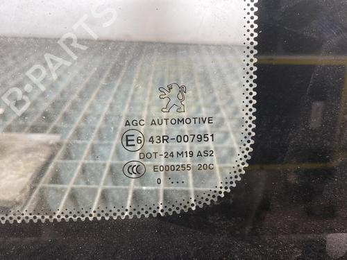 Used Rear right quarter glass PEUGEOT 5008 (0U_, 0E_) 1.6 HDi (112 hp) 19998076