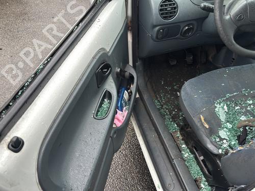 Left sun visor RENAULT KANGOO (KC0/1_) D 65 1.9 (KC0E, KC02, KC0J, KC0N) | BP32314687I1  - Image 14