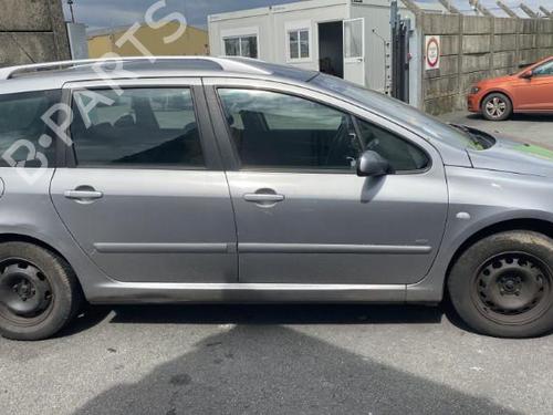 Fuse box PEUGEOT 307 Break (3E) 1.6 HDi 110 | BP20311546E1 