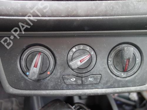 Radio SEAT IBIZA IV (6J5, 6P1) 1.4 TDI | BP20032591E6 