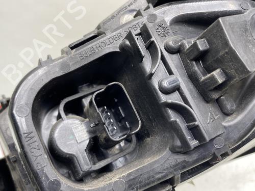 Used Left taillight Left taillight RENAULT CLIO IV (BH_) 1.5 dCi 75 (75 hp) 26212015 26212015