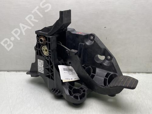 Break pedal RENAULT TRAFIC III Van (FG_) 2.0 dCi 145 (FGML) | BP23764604I19 