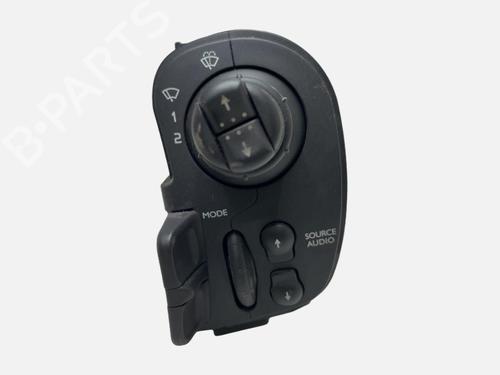 steering-column-stalk-renault-clio-iii-br01-cr01-2005-2006-2007-2008-2009-2010-2011-2012-2013-2014-39708621 main image