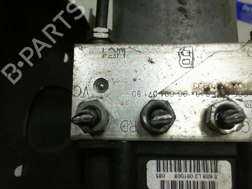 Used ABS pump ABS pump PEUGEOT 308 SW I (4E_, 4H_) 1.6 HDi (109 hp) 20035948 20035948