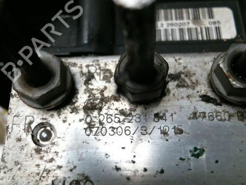 Used ABS pump NISSAN MICRA III (K12) 1.2 16V (65 hp) 19981512