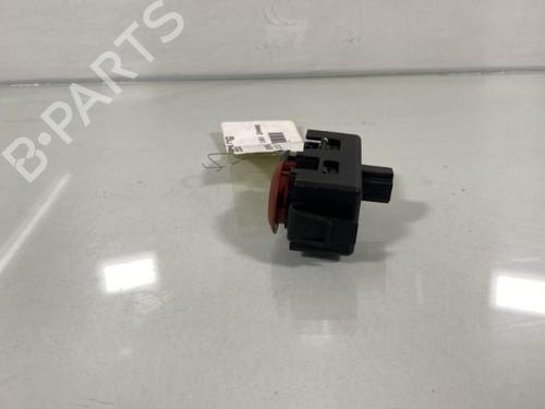 Used Warning switch RENAULT CLIO II (BB_, CB_) [1998-2016]  20025236