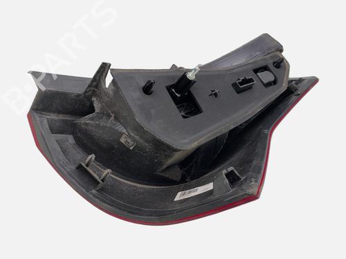 left-taillight-dacia-sandero-2008-39985225 main image