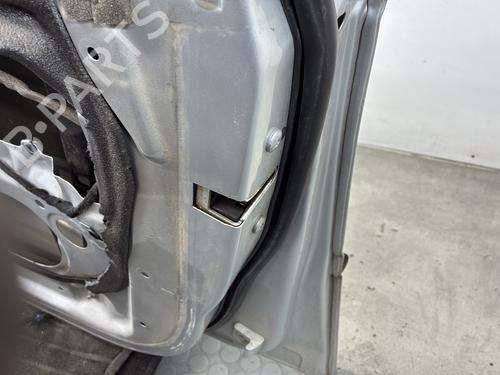 Used Right front door Right front door BMW 3 Touring (E91) 318 i (136 hp) 33742395 33742395