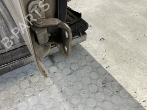 Porta frente direita TOYOTA YARIS (_P9_) 1.4 D-4D (NLP90_, NLP90R) | BP30515522C3 