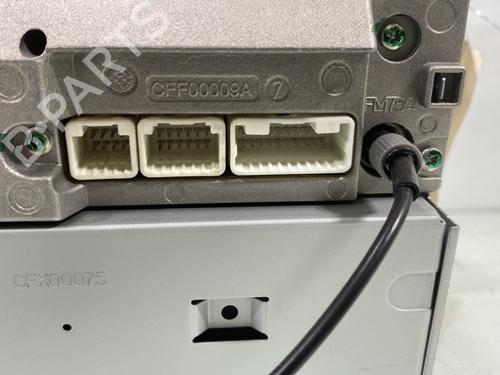 radio-toyota-yaris-_p9_-2005-2006-2007-2008-2009-2010-2011-2012-2013-2014-29141761 main image