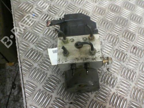 Used ABS pump TOYOTA YARIS (_P1_) 1.0 (SCP10_, SCP10R) (68 hp) 20006736