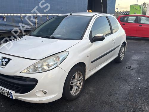 Brugte PEUGEOT 206+ (2L_, 2M_) 1.4 HDi eco 70 (68 hp) 4473581