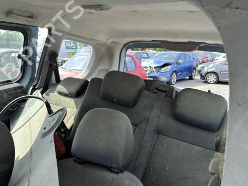 Used Parts FIAT DOBLO Bus (263_) 1.3 D Multijet (263AXC1A) 4414706
