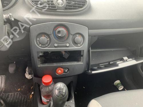 Gear lever RENAULT CLIO III Grandtour (KR0/1_) 1.5 dCi (KR0G) | BP21590654M90 