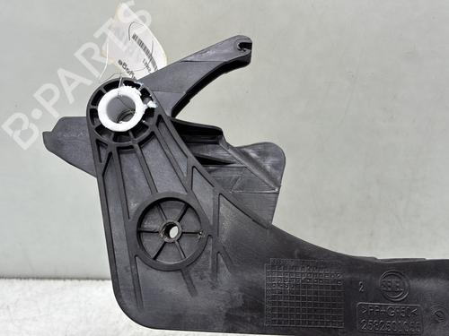 Used Clutch pedal Clutch pedal FIAT DUCATO Van (250_) 140 Natural Power (136 hp) 33648718 33648718
