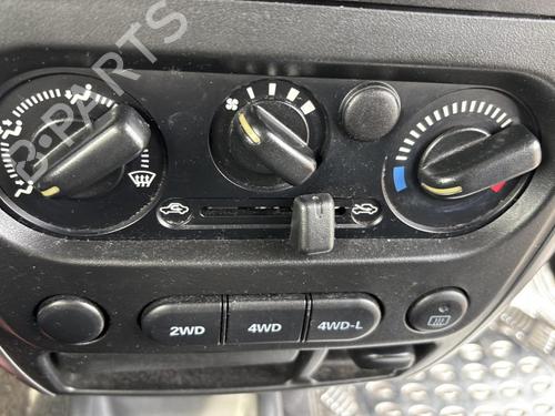 Left front window switch SUZUKI JIMNY Closed Off-Road Vehicle (SN) 1.3 16V 4x4 (SN413, JB43) | BP34409864I27 - Image 15