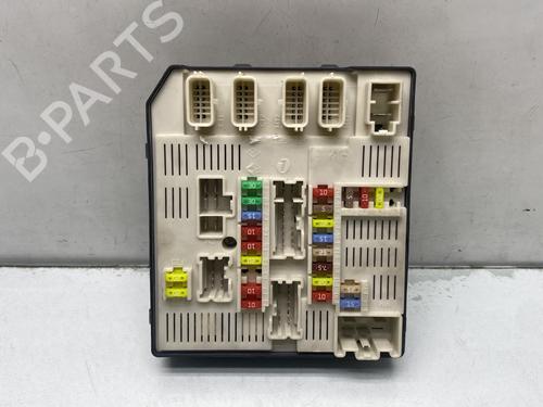 Used Fuse box RENAULT MEGANE III Coupe (DZ0/1_) 1.5 dCi (DZ09, DZ0D, DZ1F, DZ1G, DZ14, DZ29) (110 hp) 31714342