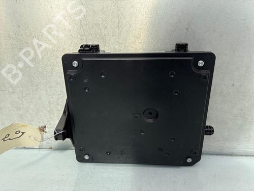 Used Fuse box Fuse box 37225706 37225706