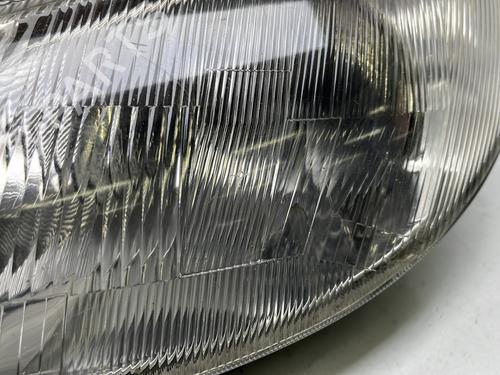 Used Left headlight Left headlight PEUGEOT 206 Hatchback (2A/C) 1.4 HDi eco 70 (68 hp) 23983185 23983185