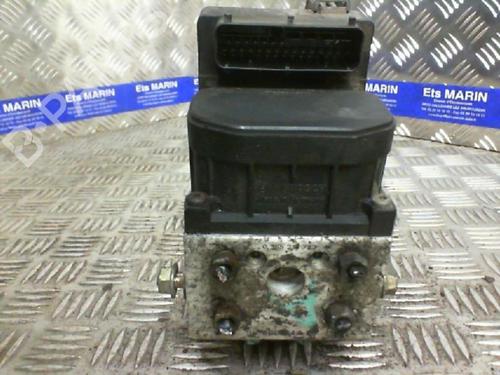 Used ABS pump PEUGEOT 306 Hatchback (7A, 7C, N3, N5) [1993-2003]  20035535