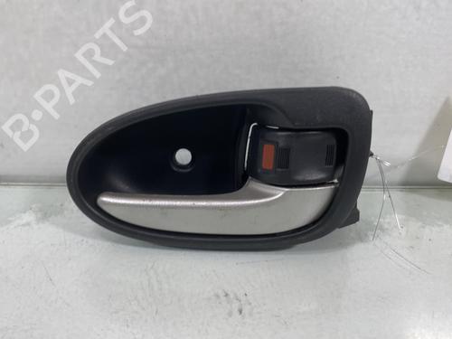 Used Front right interior door handle TOYOTA YARIS (_P9_) 1.4 D-4D (NLP90_, NLP90R) (90 hp) 27632346