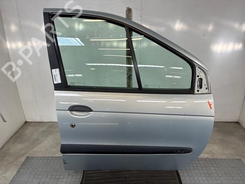 Used Right front door Right front door 37068024 37068024