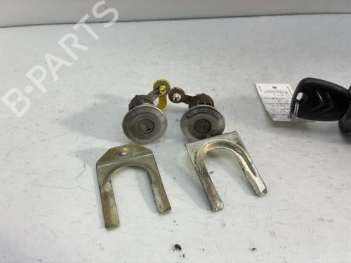 Used Ignition barrel Ignition barrel CITROËN C1 (PM_, PN_) 1.0 (68 hp) 40066313 40066313
