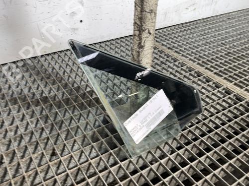 Used Front right quarter glass Front right quarter glass RENAULT SCÉNIC III (JZ0/1_) 1.9 dCi (JZ0J, JZ1J, JZ1K, JZ1S) (131 hp) 31880942 31880942