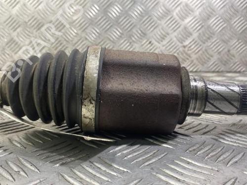 Used Left front driveshaft Left front driveshaft RENAULT MEGANE III Hatchback (BZ0/1_, B3_) 1.6 dCi (BZ00, BZ12, BZ13) (130 hp) 19990880 19990880