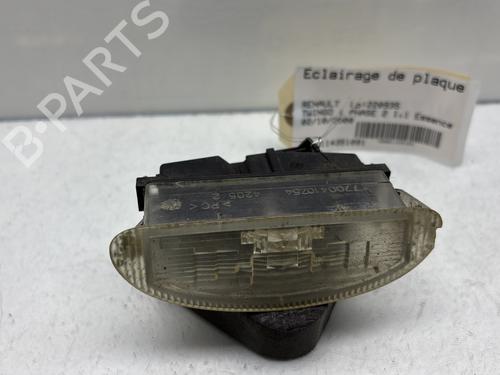 Nummerpladelys RENAULT TWINGO I (C06_) 1.2 (C066, C068) (58 hp) 31612955