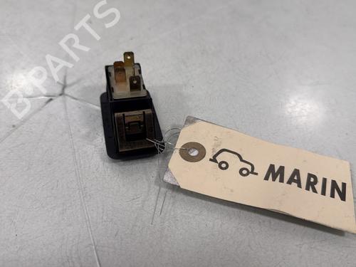 Used Right front window switch Right front window switch VW POLO (6N2) 1.4 (60 hp) 33484950 33484950