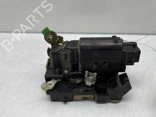 Used Front right lock OPEL MOVANO A Van (X70) 2.5 DTi (FD) (99 hp) 28625046