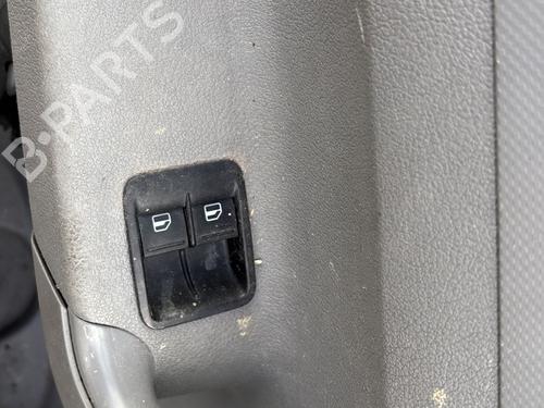 Front right quarter glass VW CADDY III Box Body/MPV (2KA, 2KH, 2CA, 2CH) 2.0 SDI | BP29940088C112