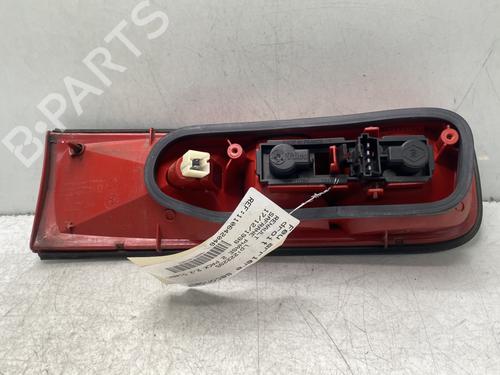 Used Right tailgate light Right tailgate light RENAULT SAFRANE II (B54_) 2.2 dT (B54G) (113 hp) 32981047 32981047