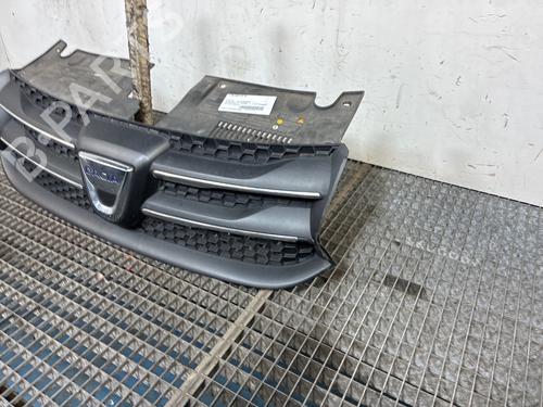 Used Grille Grille DACIA SANDERO II 1.5 dCi (90 hp) 39902258 39902258