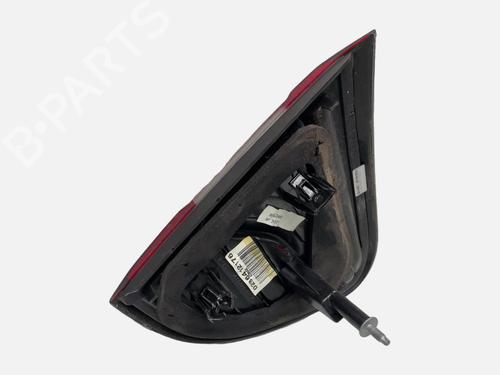 right-tailgate-light-renault-captur-i-j5_-h5_-2013-40205300 main image