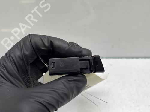 Used Warning switch Warning switch FORD FOCUS IV (HN) 1.0 EcoBoost (125 hp) 22707799 22707799