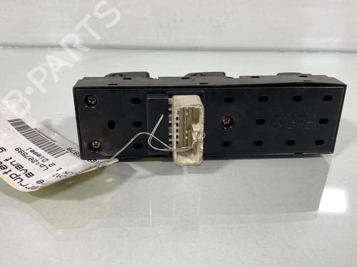 Used Left front window switch HYUNDAI TUCSON (JM) 2.0 CRDi (113 hp) 21958039