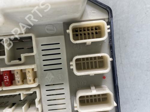 Used Fuse box Fuse box RENAULT GRAND SCÉNIC II (JM0/1_) 1.9 dCi (JM14) (131 hp) 30090557 30090557