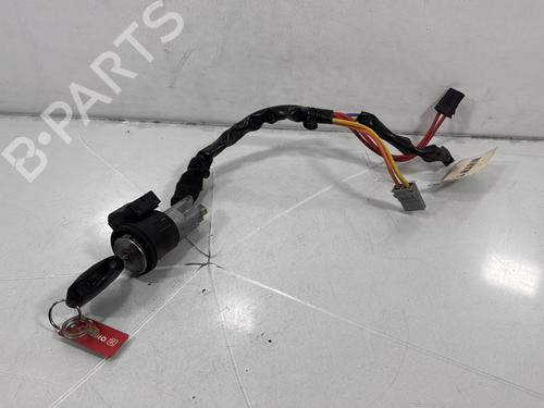 Used Ignition barrel CITROËN XSARA Break (N2) 1.9 TD (90 hp) 31213112