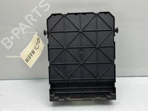 Used Fuse box Fuse box PEUGEOT 308 I (4A_, 4C_) 1.6 HDi (90 hp) 19987821 19987821