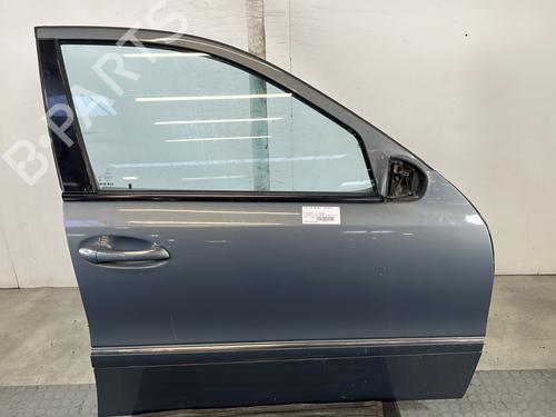 Used Right front door MERCEDES-BENZ E-CLASS (W211) E 220 CDI (211.006) (150 hp) 29039397