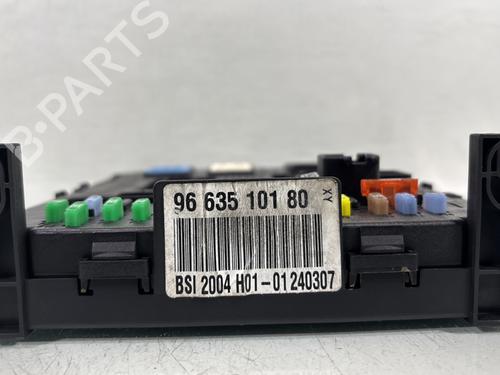 Fuse box CITROËN C4 Picasso I MPV (UD_) 1.6 HDi | BP30082685E1