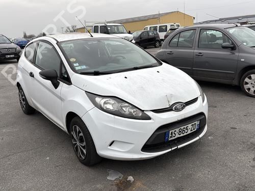 Rear fog light FORD FIESTA VI (CB1, CCN) 1.4 TDCi | BP31185307C37