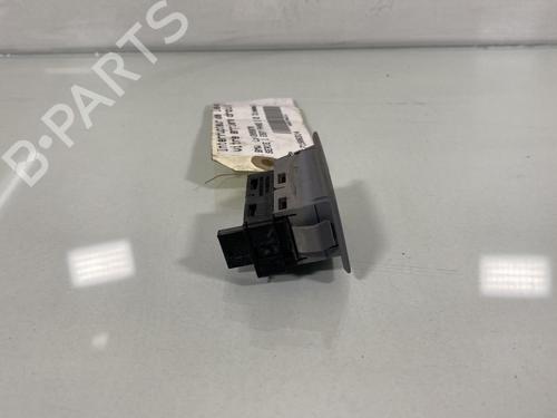 Used Right rear window switch Right rear window switch BMW 1 (E87) 118 d (136 hp) 20021916 20021916