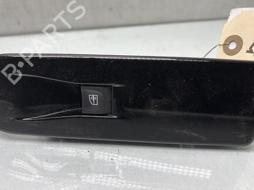 Used Right front window switch RENAULT CLIO IV (BH_) 1.2 TCe 120 (BHM0) (120 hp) 28281953