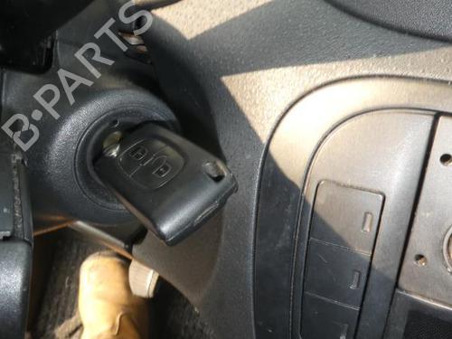 Front left lock CITROËN C2 (JM_) 1.4 HDi | BP19995945C98 