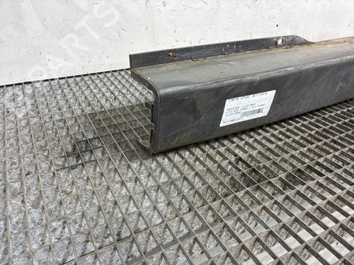 Used Rear bumper Rear bumper 37225671 37225671