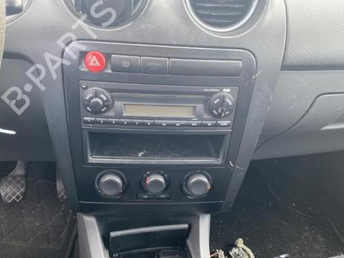 Front left door window SEAT IBIZA III (6L1) 1.4 TDI | BP26952557C18 