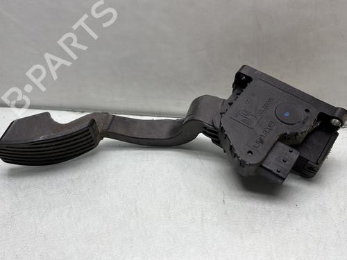 Pédale OPEL CORSA D (S07) 1.2 LPG (L08, L68) (80 hp) 32087657